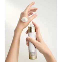 SENSAI Absolute Silk Micro Mousse Treatment