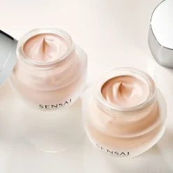 SENSAI Cellular Performance Cream Foundation