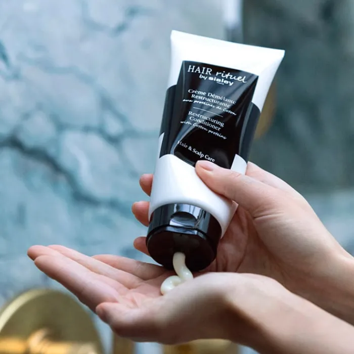 Hombre Hair Rituel by Sisley Crème Démêlante Restructurante