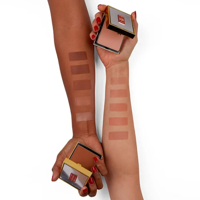 ELIZABETH ARDEN Flawless Finish Sponge-On Cream Makeup