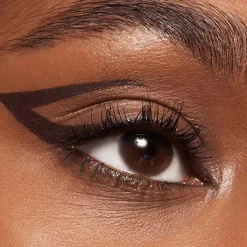 Essence Long-Lasting Lápiz de Ojos