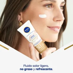 NIVEA Luminous 630 Fluido Solar Antimanchas SPF50+