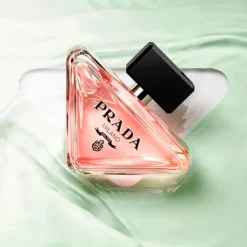 Mujer PRADA Paradoxe