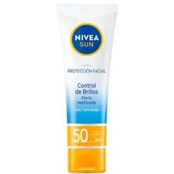 NIVEA Protección Facial Control de Brillos Color SPF50