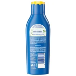 NIVEA Protege & Hidrata Loción Solar SPF20