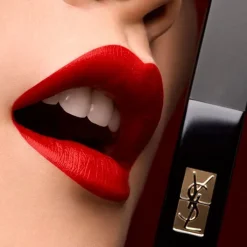 YVES SAINT LAURENT Rouge Pur Couture The Slim Velvet Radical