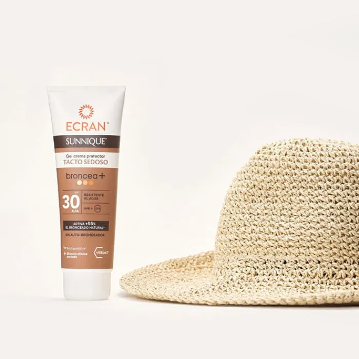 Ecran Sunnique Broncea+ Gel Crema SPF30