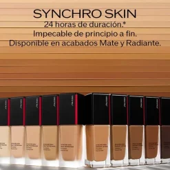 Hombre SHISEIDO Synchro Skin Radiant Lifting Foundation