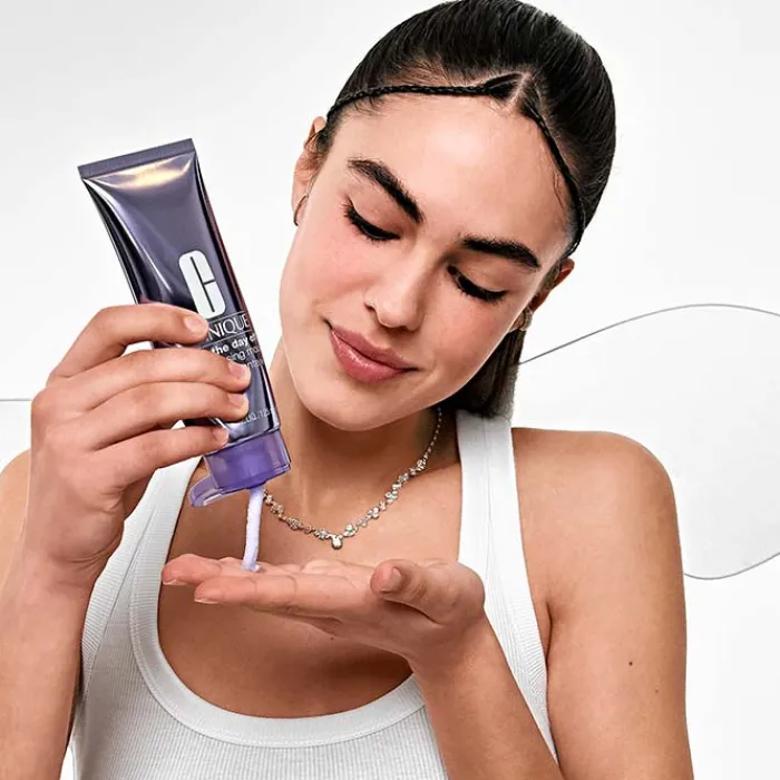 CLINIQUE Take The Day Off Cleansing Mousse