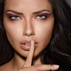 MAYBELLINE The Blushed Nudes Paleta