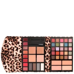 Magic Studio Wild Safari Travel Wallet